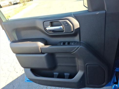New 2026 Chevrolet Silverado 1500 Custom w/ Turbomax Blackout Package RWD image 9