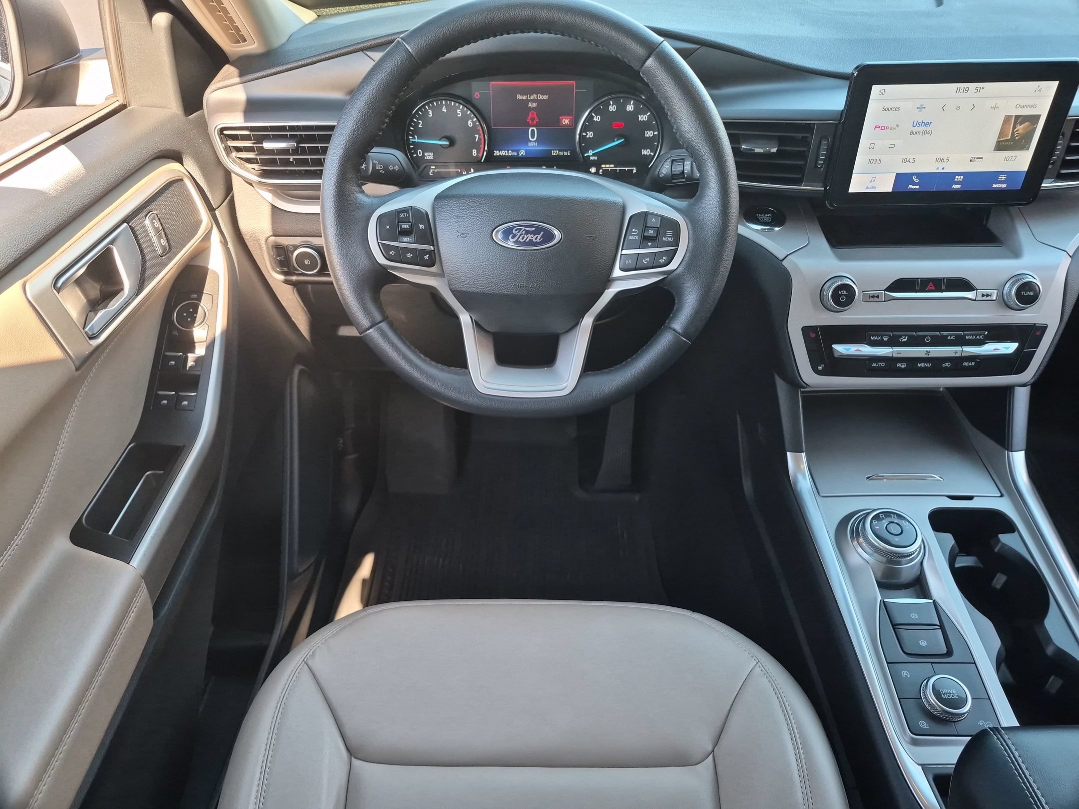 Used 2023 Ford Explorer XLT w/ Equipment Group 202A AWD/4WD image 12