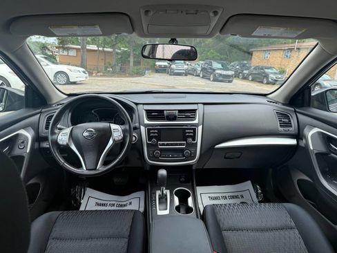 Used 2016 Nissan Altima 2.5 SV image 17