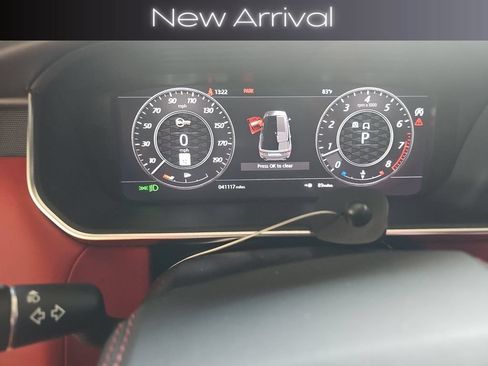 Used 2021 Land Rover Range Rover Sport SVR AWD/4WD image 10