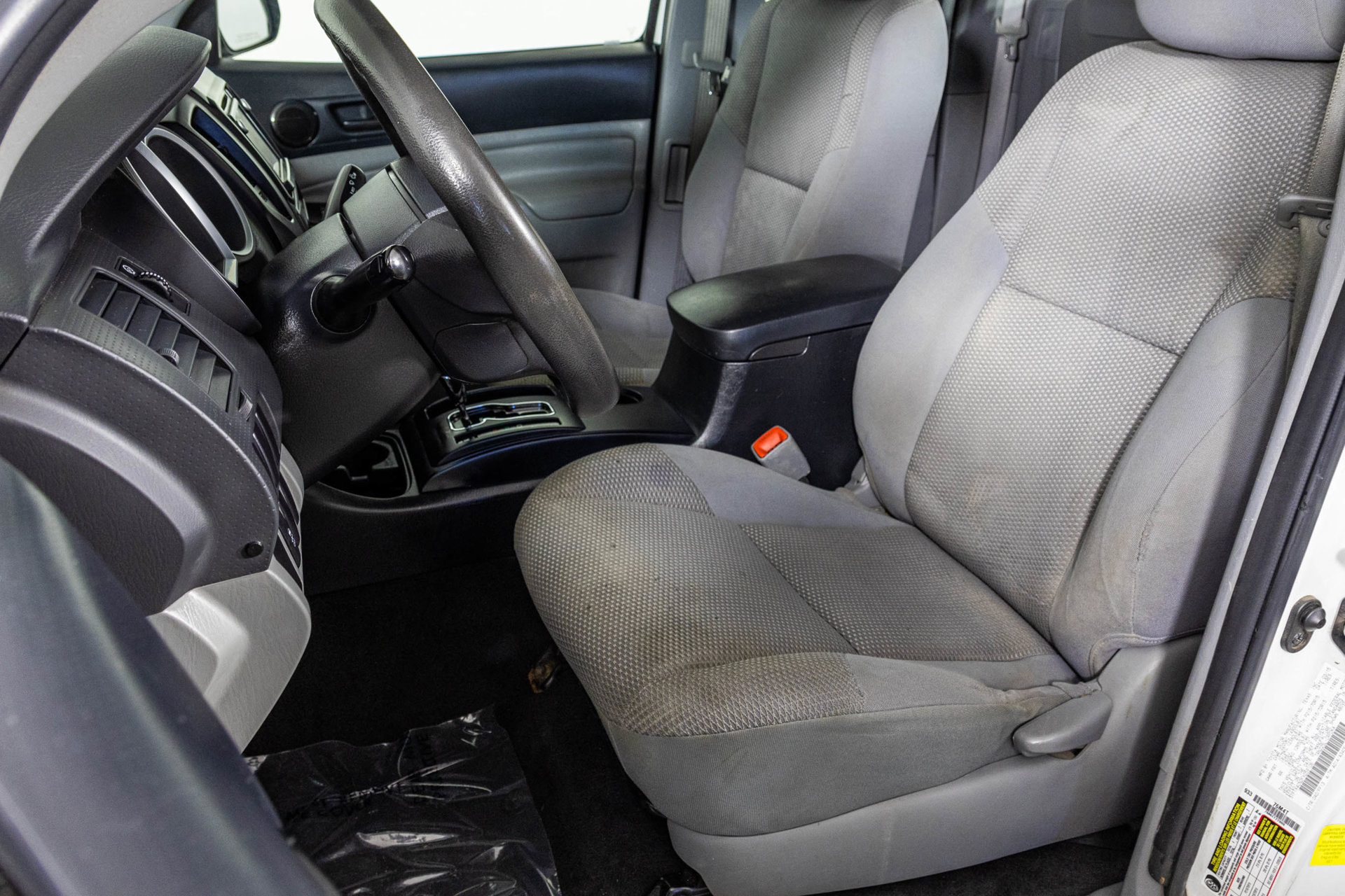 Used 2015 Toyota Tacoma 2WD Access Cab image 16