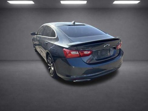 Used 2021 Chevrolet Malibu RS FWD image 3