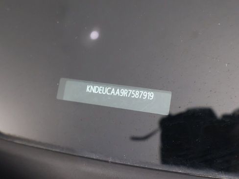 Used 2024 Kia Seltos S AWD/4WD image 50