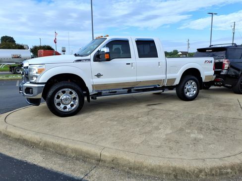 Used 2016 Ford F350 Lariat w/ Lariat Ultimate Package AWD/4WD image 3
