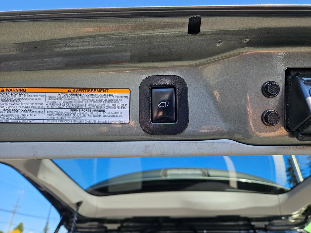 Used 2011 Toyota Sienna XLE w/ Premium Pkg FWD image 11