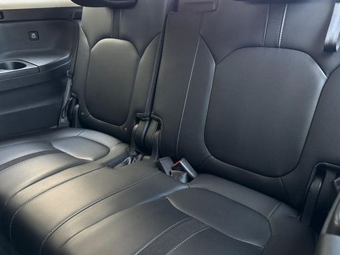 Certified 2023 Honda Pilot Touring image 32