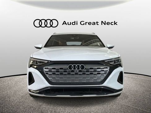 Used 2024 Audi Q8 e-tron Premium Plus w/ Premium Plus Package AWD/4WD image 23