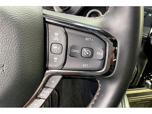 Used 2023 RAM 1500 Limited AWD/4WD image 21