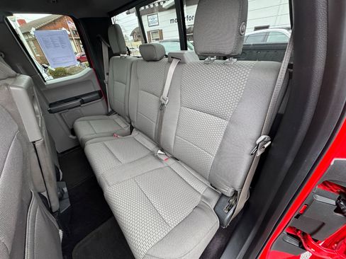 Used 2015 Ford F150 XLT w/ Equipment Group 302A Luxury image 21