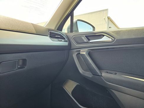 Used 2019 Volkswagen Tiguan S AWD/4WD image 26