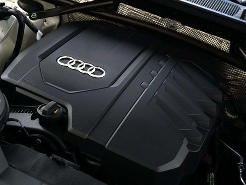 Used 2023 Audi Q5 2.0T Premium w/ Convenience Package AWD/4WD image 13