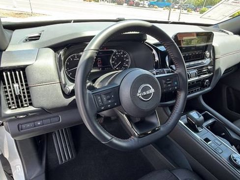 Used 2024 Nissan Pathfinder Rock Creek AWD/4WD image 31