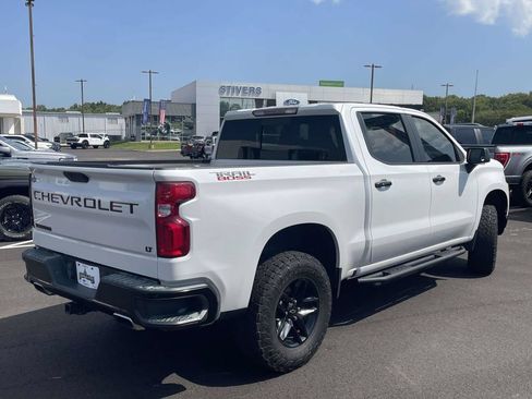 Used 2019 Chevrolet Silverado 1500 LT Trail Boss AWD/4WD image 3