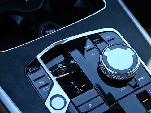 New 2026 BMW X5 xDrive50e w/ Executive Package image 14