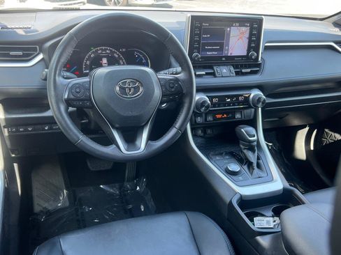 Used 2021 Toyota RAV4 XSE w/ XSE Grade Weather Package AWD/4WD image 24