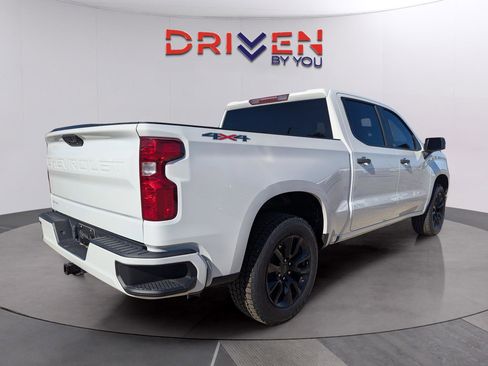 Used 2022 Chevrolet Silverado 1500 Custom image 6