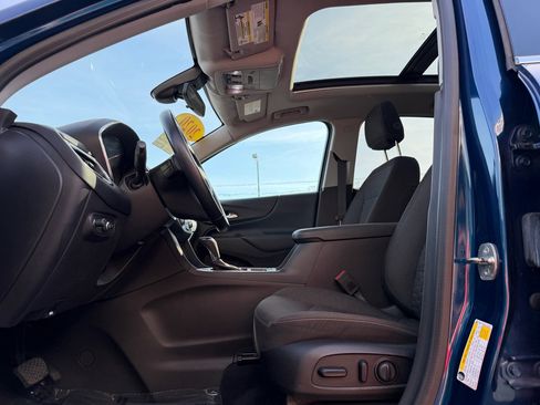 Used 2020 Chevrolet Equinox LT image 15