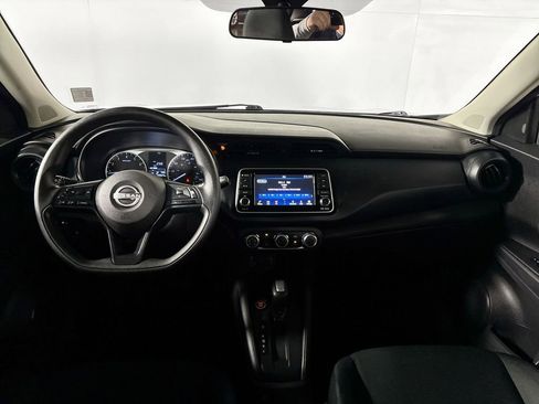 Used 2024 Nissan Kicks S image 12