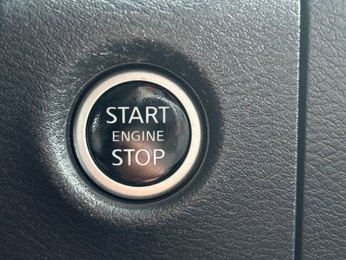 Used 2023 Nissan Frontier PRO-4X w/ Pro Convenience Package image 45