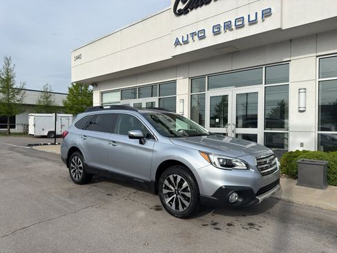 Used 2016 Subaru Outback 2.5i Limited AWD/4WD image 1