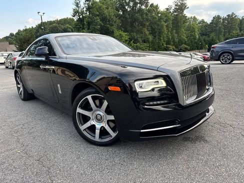 Used 2017 Rolls-Royce Wraith RWD image 4