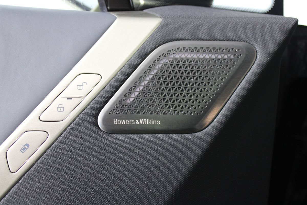 Used 2023 BMW iX M60 w/ Executive Package AWD/4WD image 8