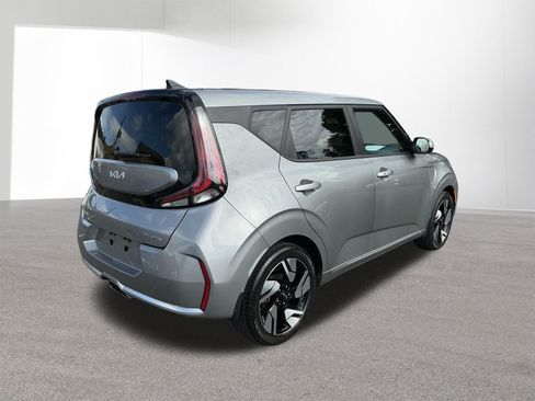 Certified 2025 Kia Soul GT-Line FWD image 3