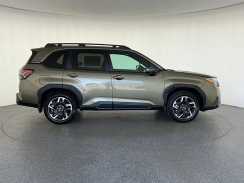New 2026 Subaru Forester Limited AWD/4WD image 2