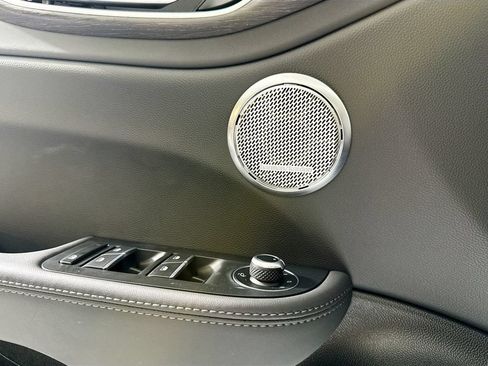 Used 2022 Alfa Romeo Giulia Ti RWD image 24