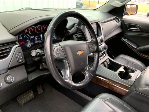 Used 2019 Chevrolet Tahoe LT AWD/4WD image 12