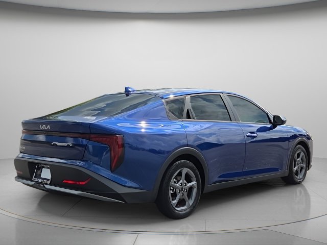 Used 2025 Kia K4 FWD image 7