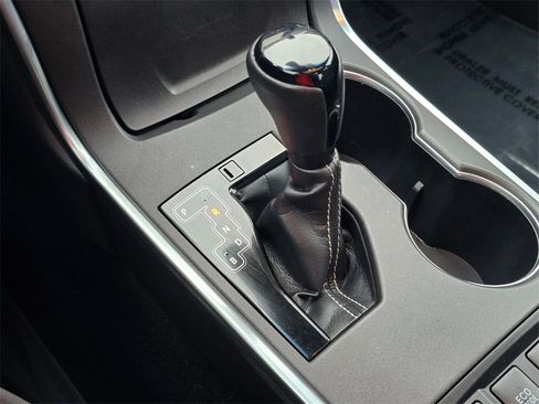 Used 2016 Toyota Camry XLE image 33