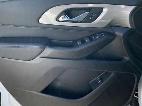 Used 2023 Chevrolet Traverse LT w/ LPO, Floor Liner Package image 14