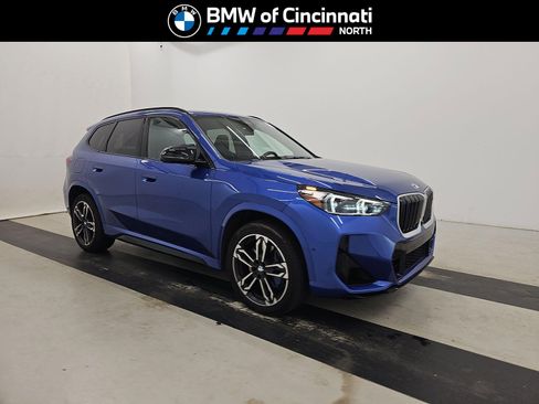 Used 2025 BMW X1 M35i AWD/4WD image 1