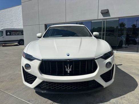 Certified 2022 Maserati Levante Modena image 3