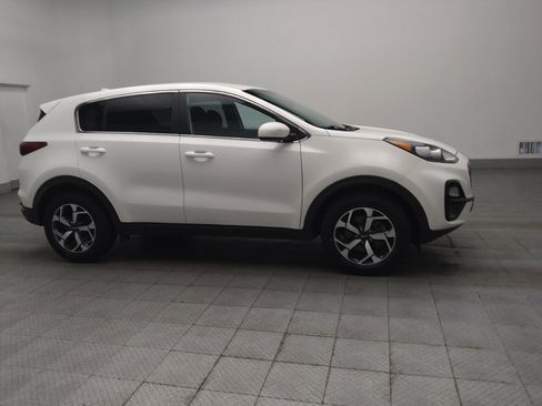 Used 2021 Kia Sportage LX AWD/4WD image 11