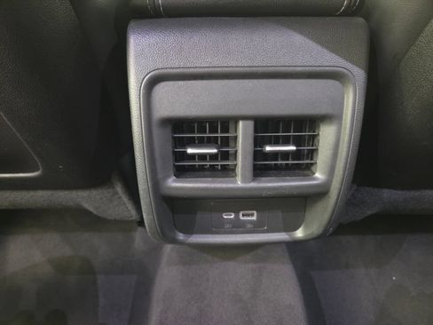 Used 2024 Cadillac XT4 Premium Luxury FWD image 25