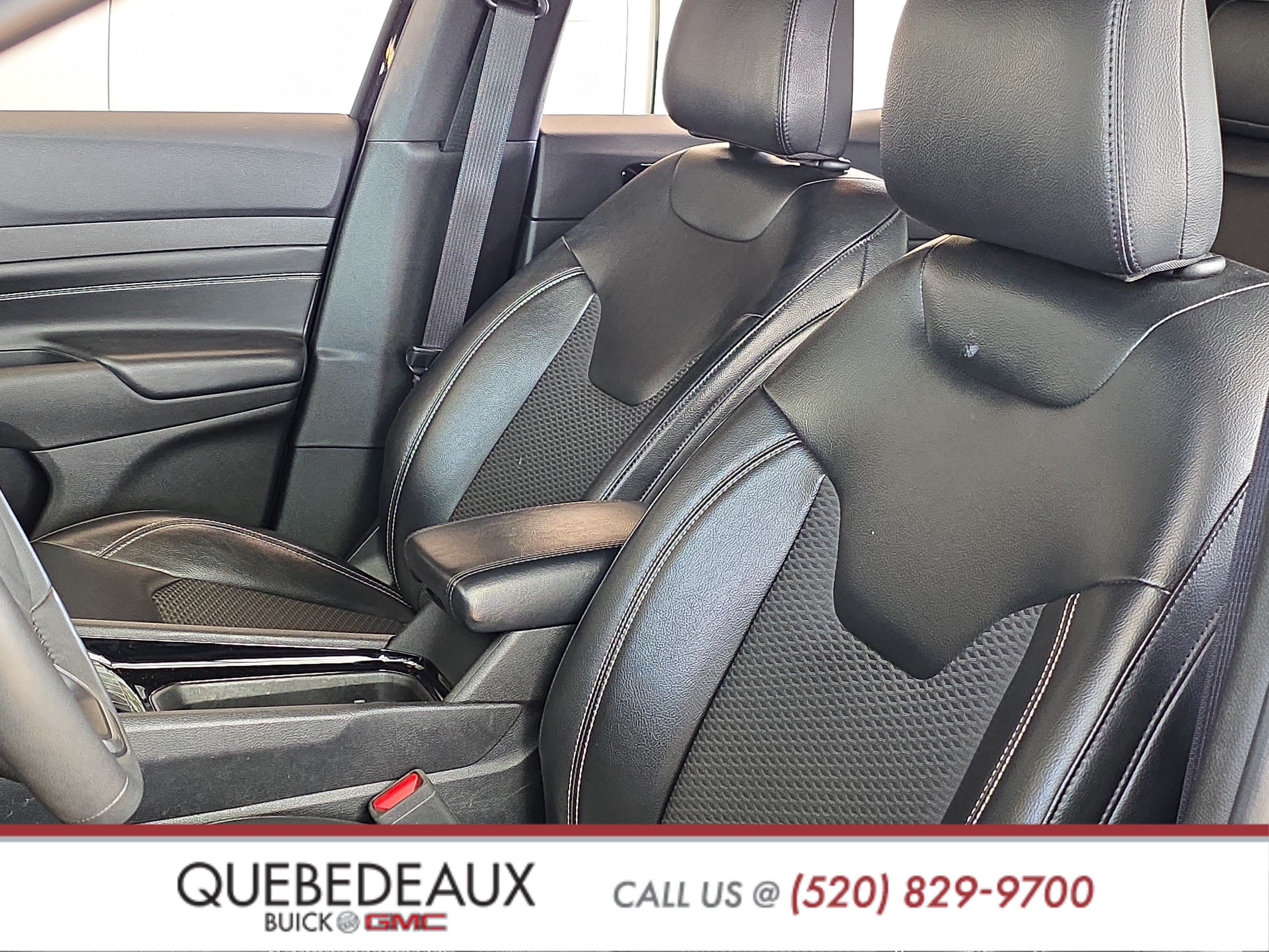 Used 2023 Jeep Compass Latitude w/ Convenience Group AWD/4WD image 11