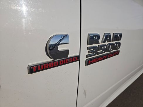 Used 2014 RAM 3500 Tradesman w/ Max Tow Package image 6