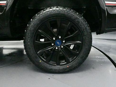 Used 2019 Ford F150 Lariat w/ Equipment Group 502A Luxury image 16