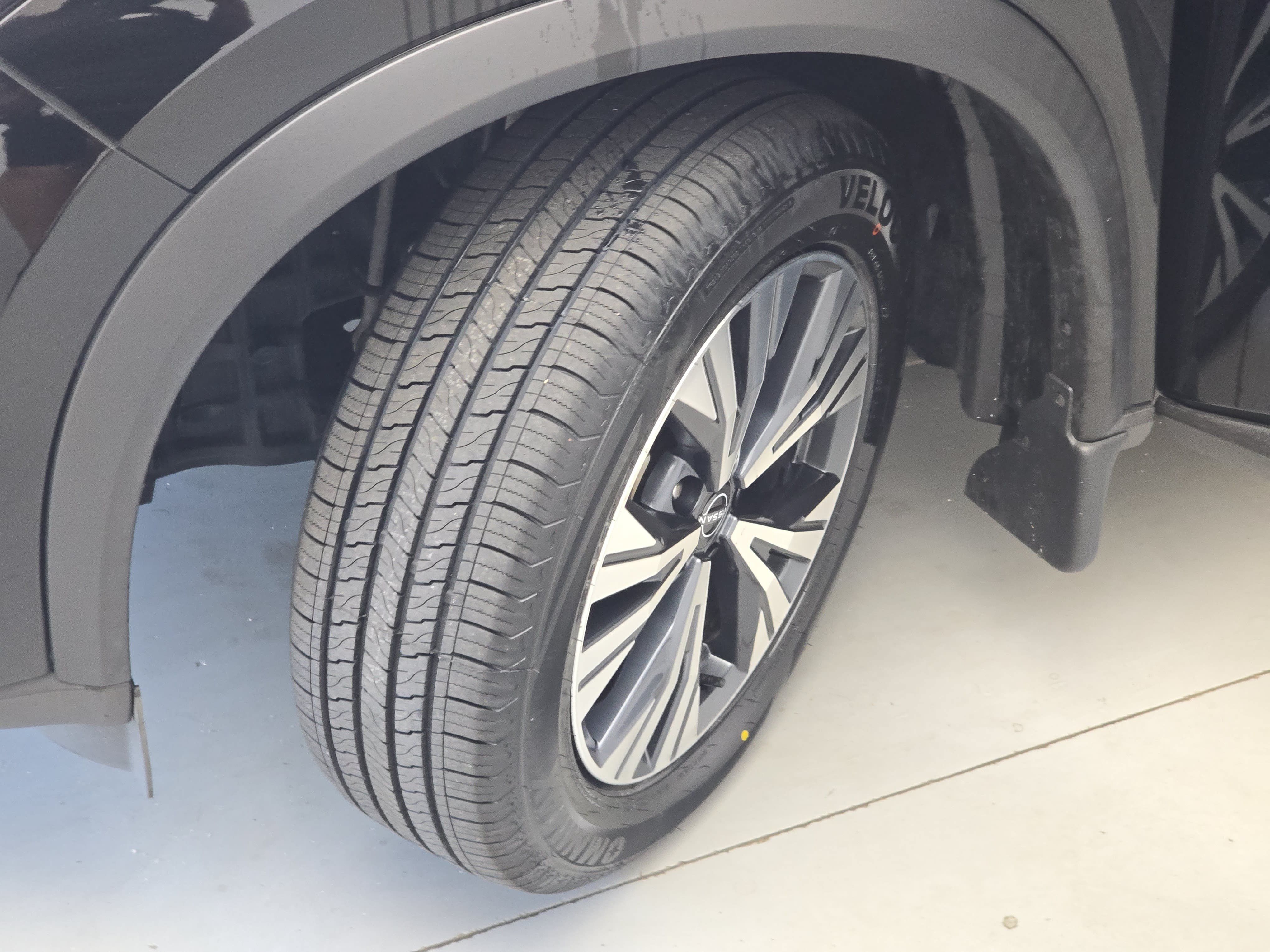 Certified 2023 Nissan Rogue SV w/ SV Premium B Package AWD/4WD image 31