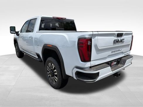 New 2026 GMC Sierra 2500 Denali Ultimate AWD/4WD image 5