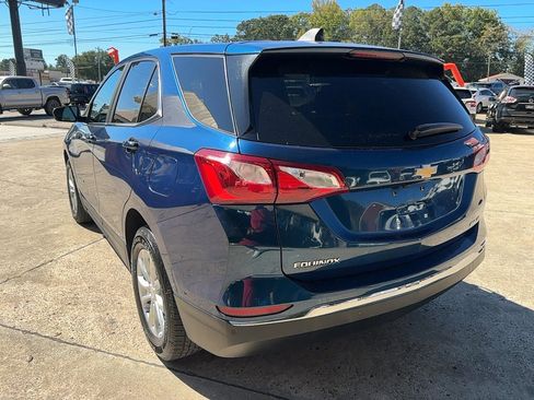 Used 2021 Chevrolet Equinox LT w/ LPO, Cargo Package image 7