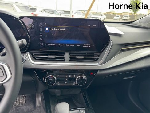 Used 2024 Chevrolet Trax ACTIV w/ Sunroof Package image 20