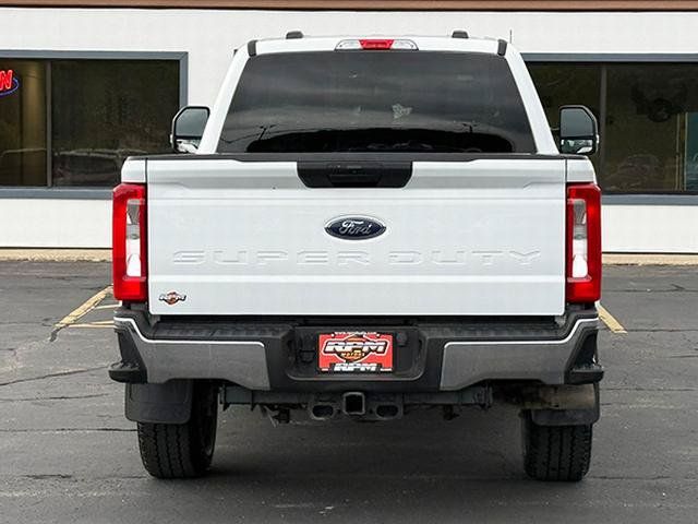 Used 2023 Ford F250 XLT AWD/4WD image 9