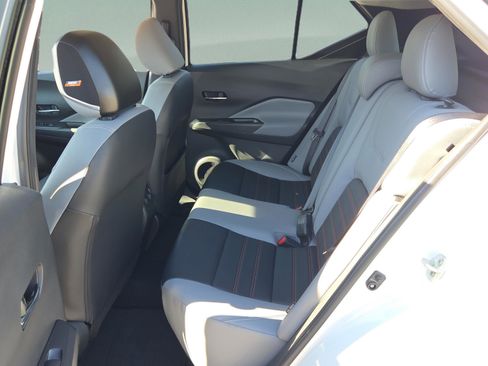 Used 2023 Nissan Kicks SR w/ SR Premium Package image 11