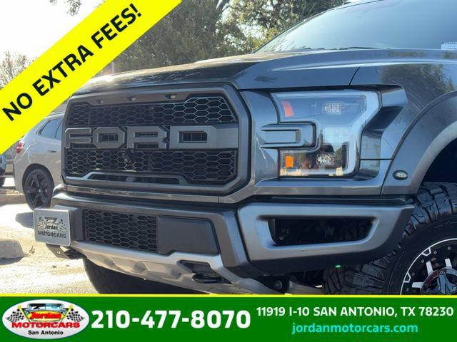 Used 2017 Ford F150 Raptor w/ Equipment Group 802A Luxury AWD/4WD image 3