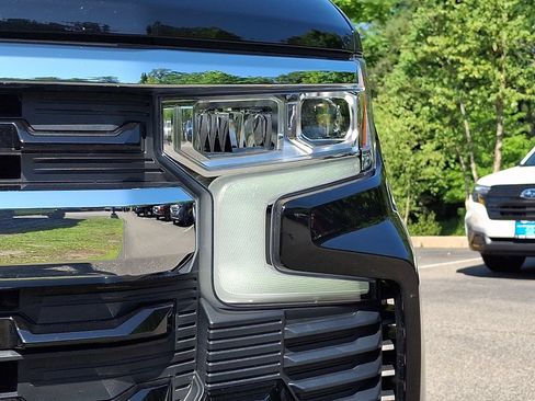 Used 2026 Chevrolet Silverado 1500 LT AWD/4WD image 9