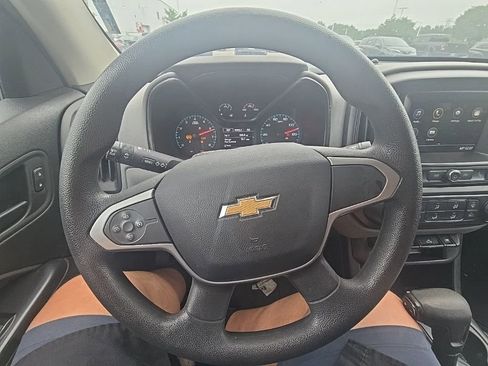 Used 2019 Chevrolet Colorado W/T w/ WT Convenience Package RWD image 15