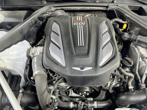 Used 2019 Genesis G90 3.3T Premium RWD image 30